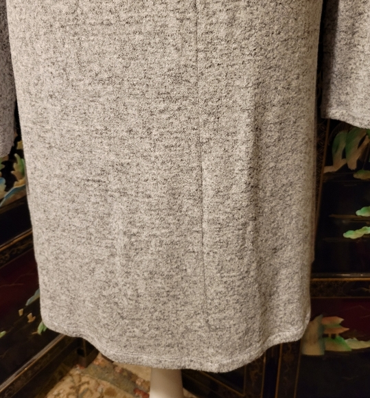 Dress - Picture 3 of 8